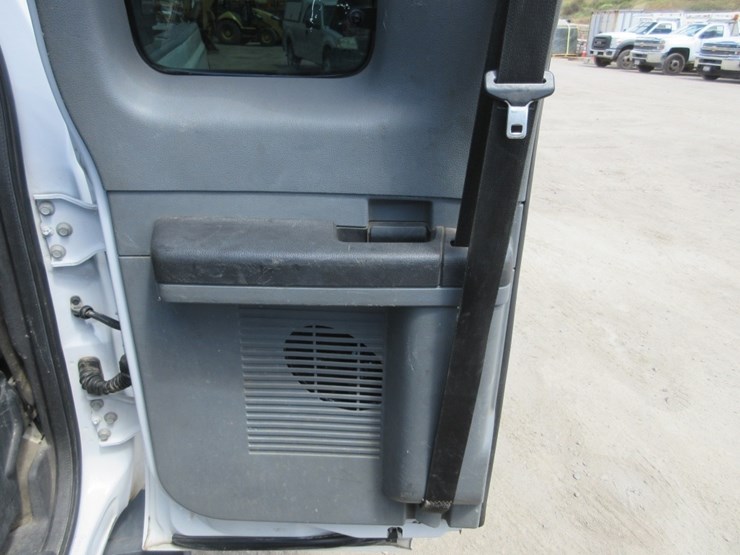 2012-ford-f350-image-16
