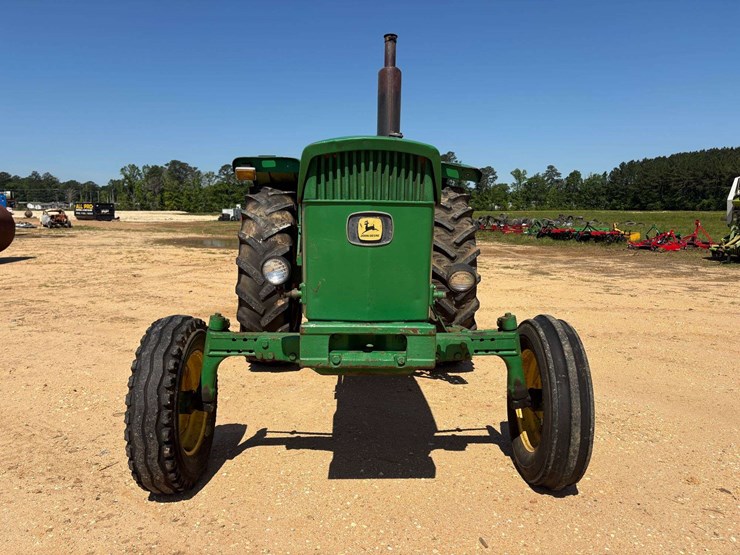 john-deere-3130-image-5