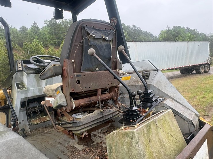 caterpillar-416b-image-46