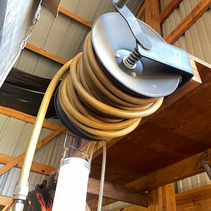 #1879 • Manual Operated Air Hose Reel with Air Hose