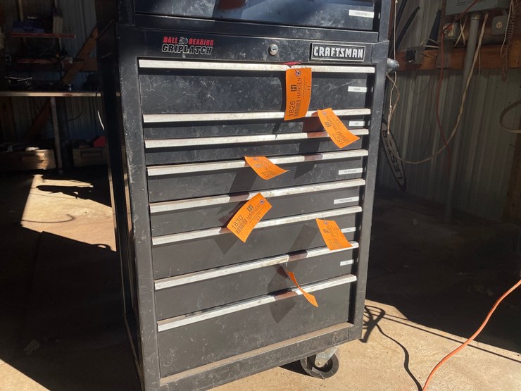 #1818-•-craftsman-griplatch-tool-chest-on-casters-image-6