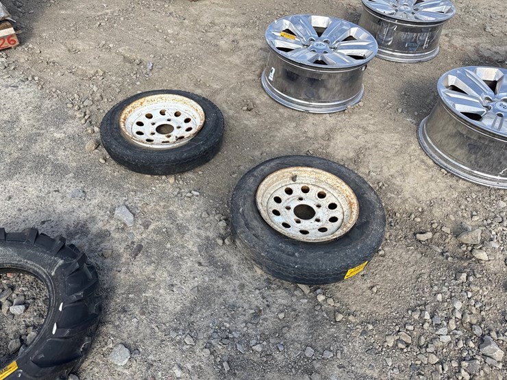 #31637-•-lot-of-(2)-5.30-12-tire-w/-rims-inv#-31637-image-4