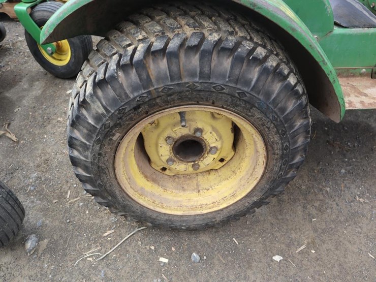 john-deere-110-image-9