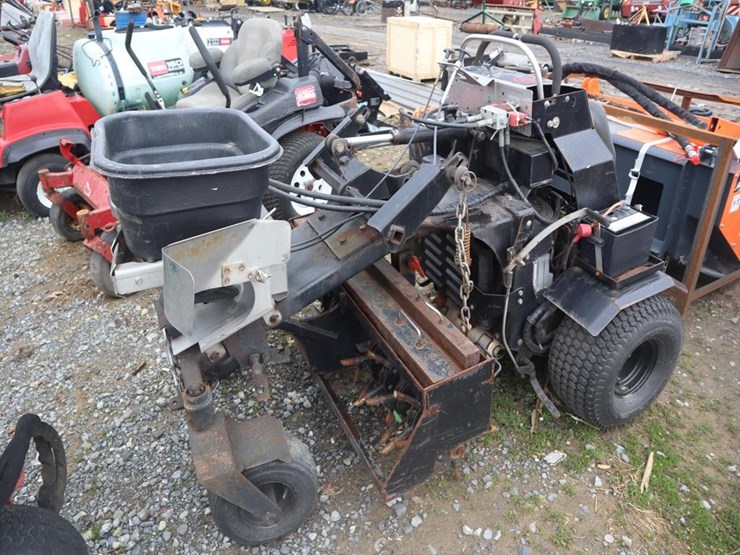 z-spray-stand-on-aerator-image-4