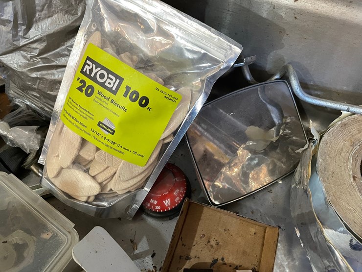 #1850-•-assorted-shop-supplies-image-16