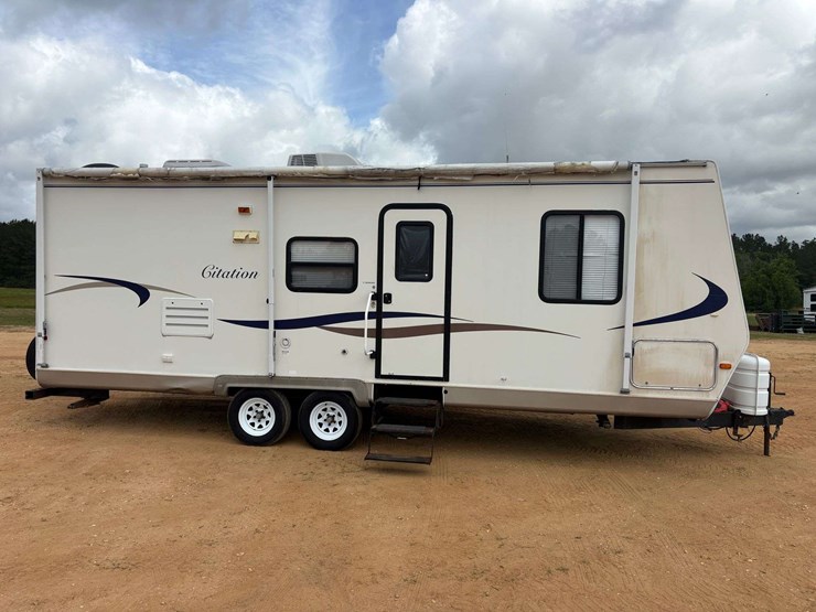2004-citation-s27j-bumper-pull-travel-trailer-image-4