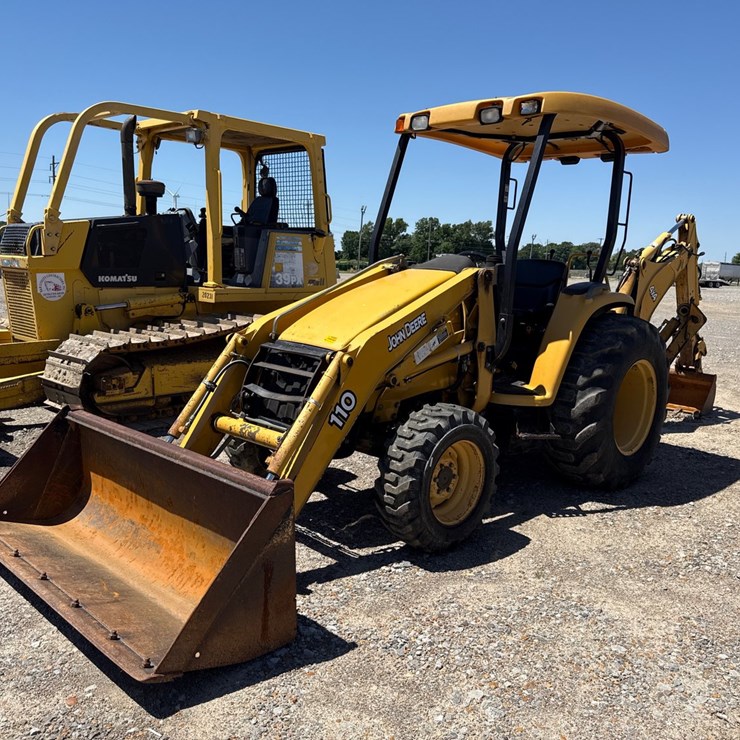 JOHN DEERE 110