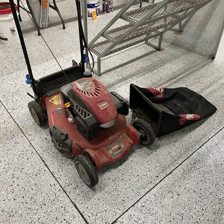#8545 • Toro 21" Push Mower