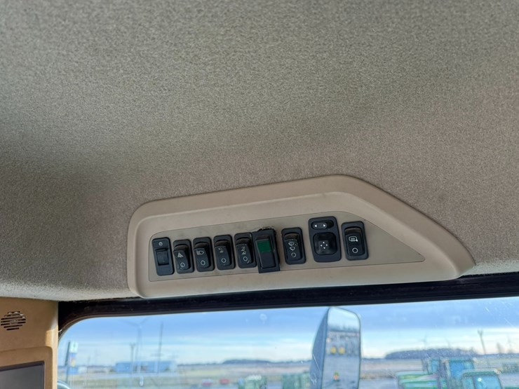 2009-john-deere-9870-sts-image-127