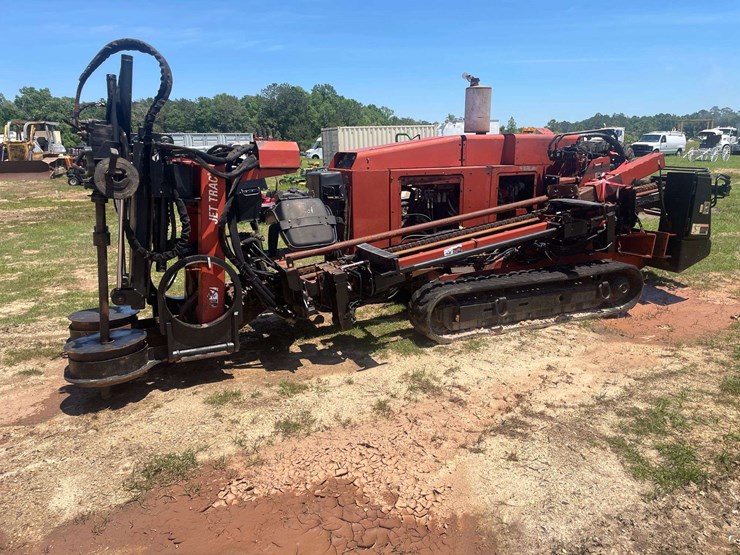 2000-ditch-witch-jt2720-image-1