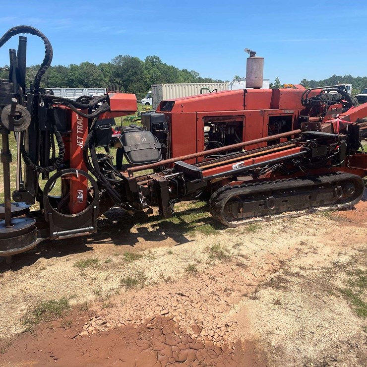 2000 DITCH WITCH JT2720