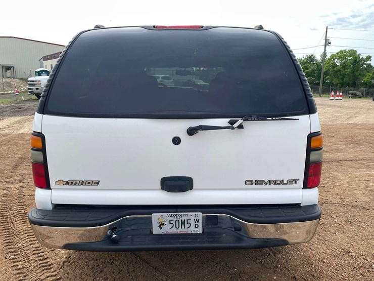 2005-chevrolet-tahoe-image-6