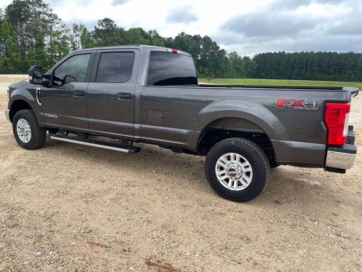 2018-ford-f350-image-2