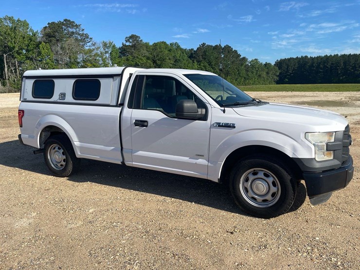 2016-ford-f150-xl-image-4