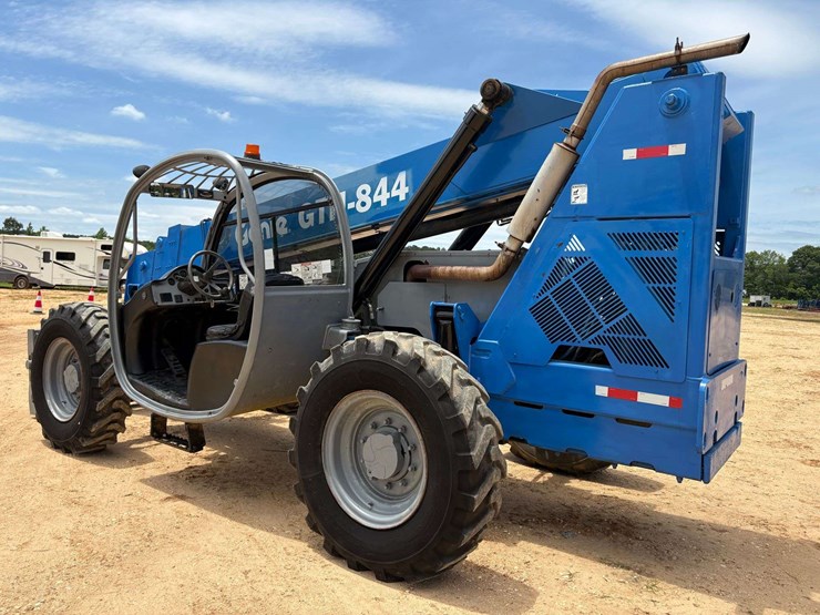 2014-genie-gth844-image-2