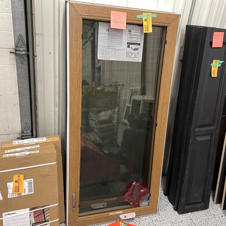 #8555 • (2) Casement Windows