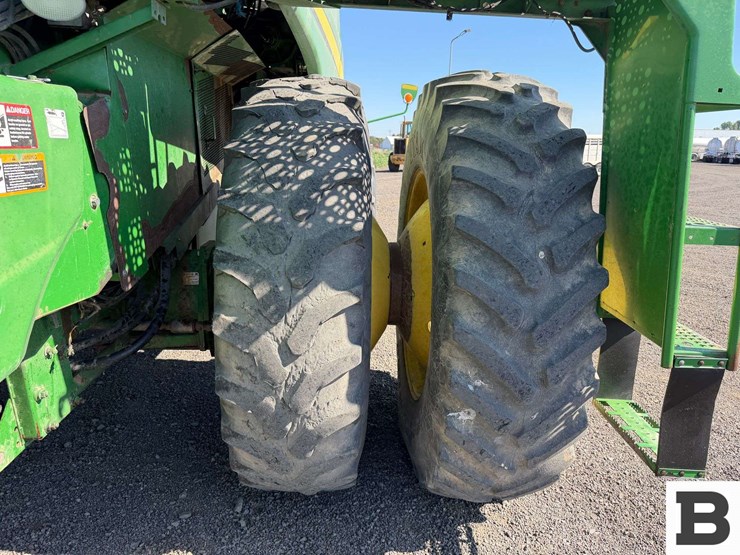 2009-john-deere-9770-sts-image-23