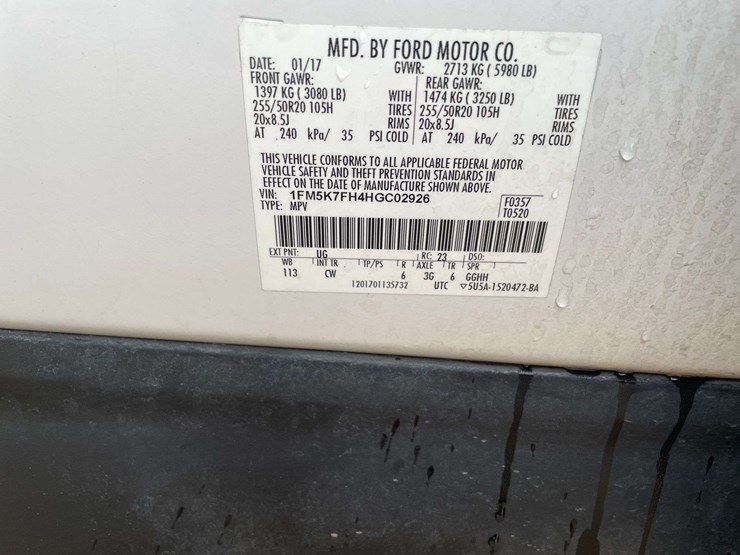 2017-ford-explorer-limited-image-27