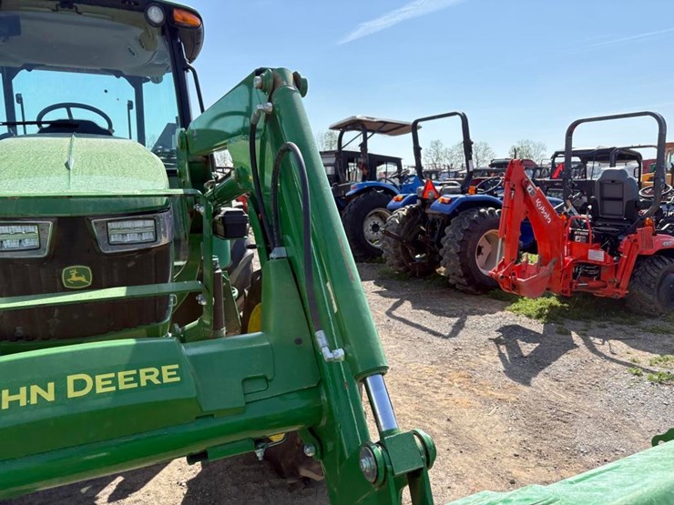 2024-john-deere-5060e-image-5