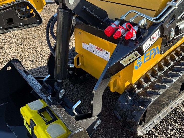 2026-agt-mx-crt23-mini-skid-steer-loader-(new/unused)-includes-bucket-and-accepts-multiple…-image-10