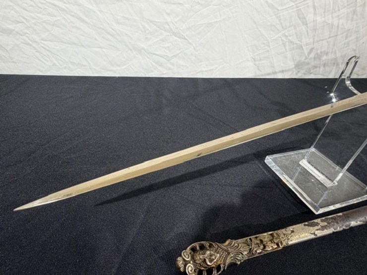#36153-•-1800's-knights-of-pythias-fcb-victorian-ceremonial-sword-image-3