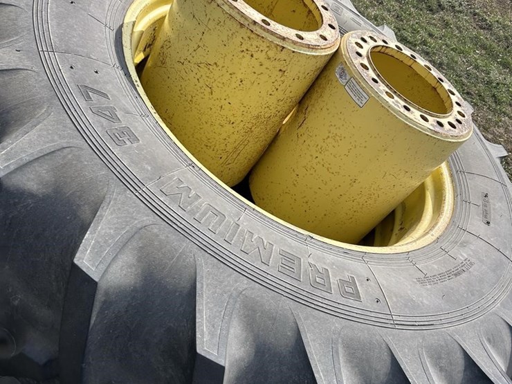 2021-john-deere-4830-image-7