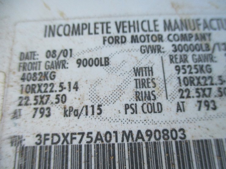 2001-ford-f750-xl-sd-image-21