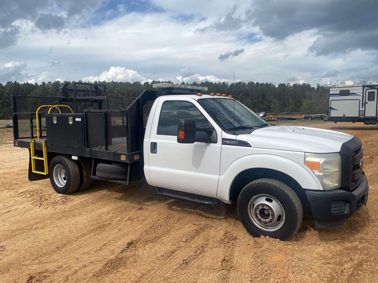 2015-ford-f350-image-4