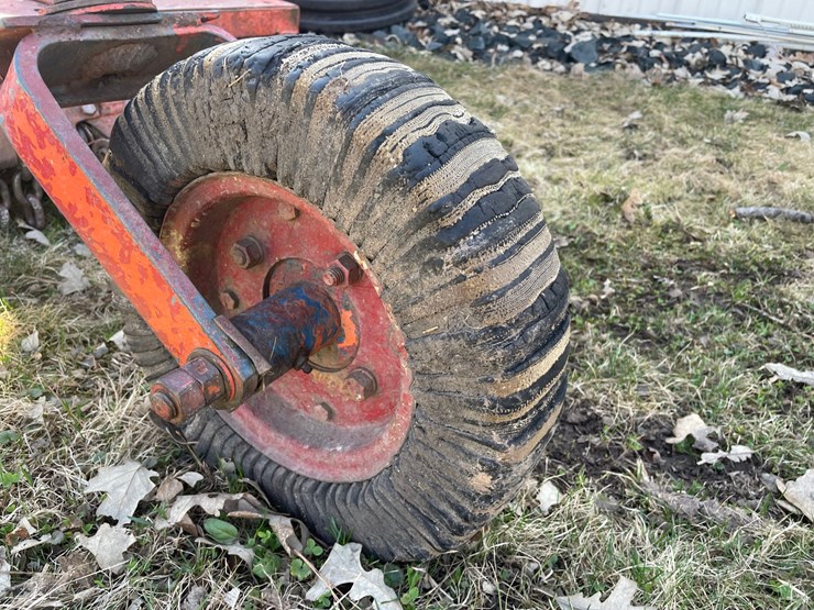 #1811-•-ford-5'-3-point-brush-mower-image-14