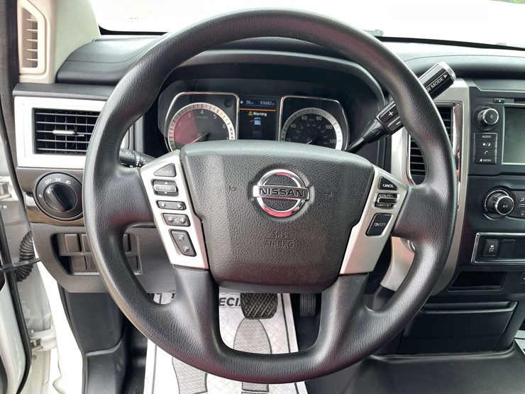 2019-nissan-titan-image-12