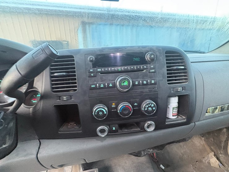 #23969-•-2011-chevrolet-silverado-4x4-pickup-vin:-1gcnkpea1bz146545-image-33