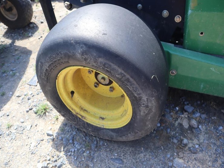 john-deere-800-image-11