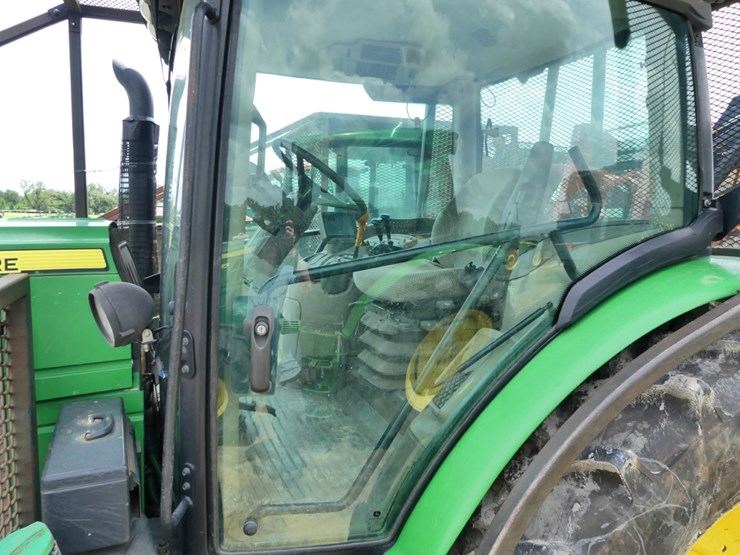 john-deere-6125r-image-7