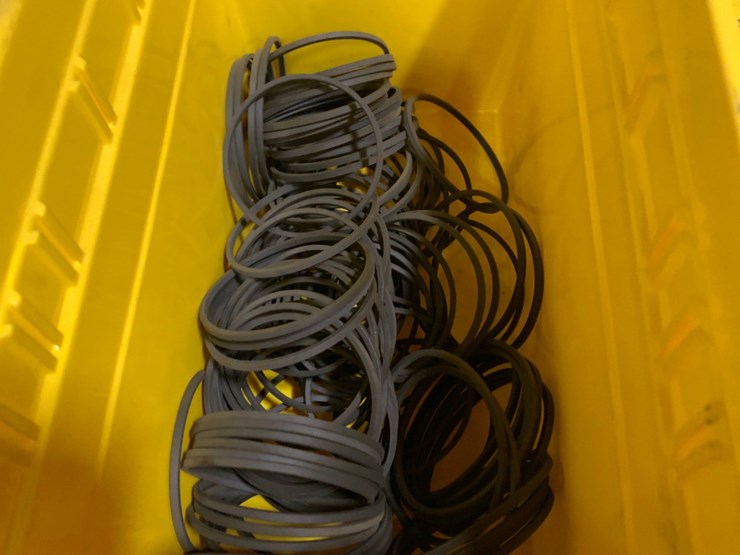 cabinet-and-all-it’s-content-(-inner-seals,-outter-seals,-seat-seals)-image-6
