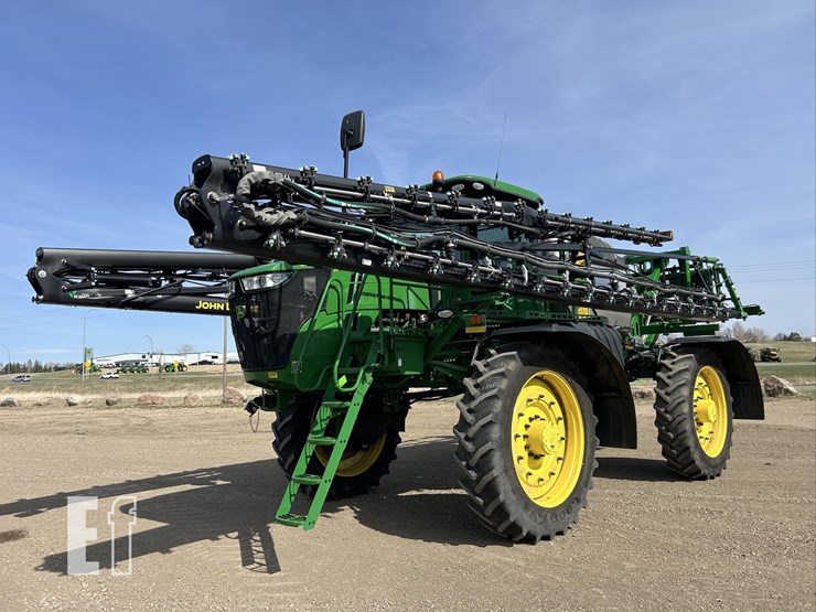 2020-john-deere-r4045-image-1