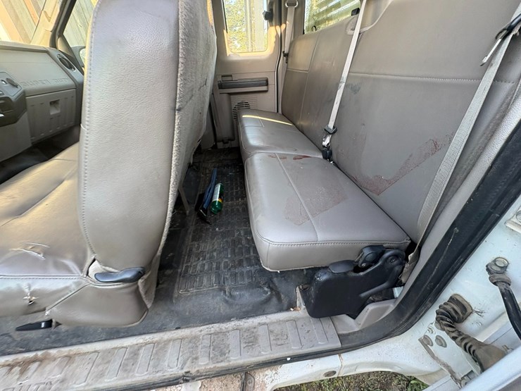 2008-ford-f250-image-32