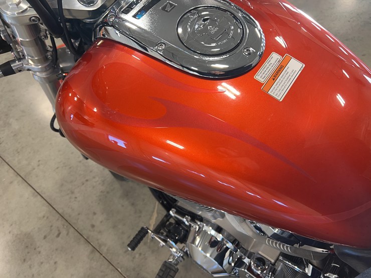 2004-honda-vtx1800-motorcycle-image-18