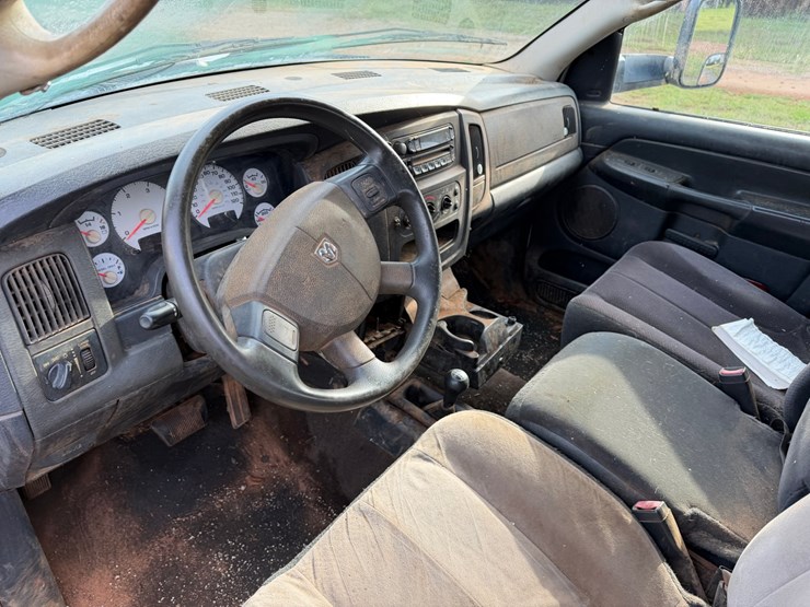 #501-•-2004-dodge-ram-pickup-truck-diesel-image-11
