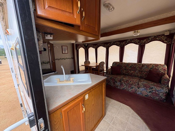 2004-citation-s27j-bumper-pull-travel-trailer-image-20