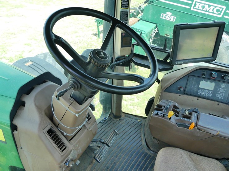 john-deere-8520-image-14