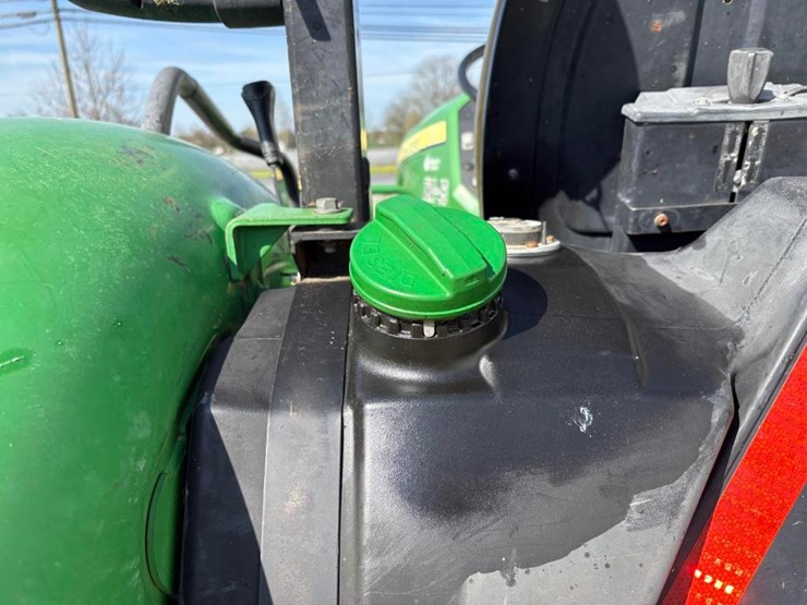 john-deere-5075e-image-25