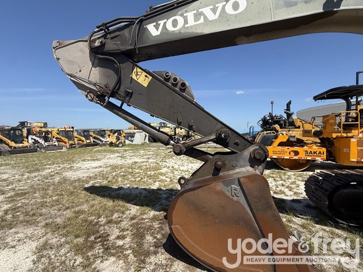 2012-volvo-ec250dl-image-7