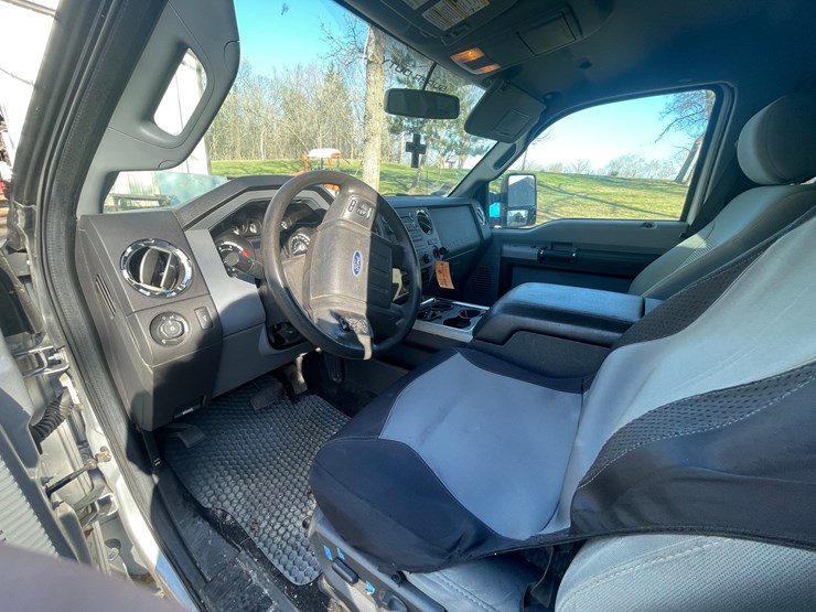 2013-ford-f250-xlt-image-36