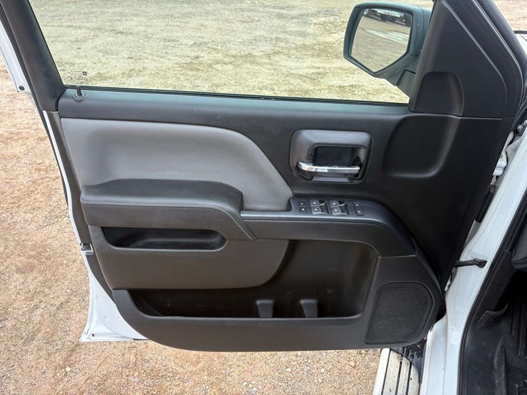2015-chevrolet-1500-image-11