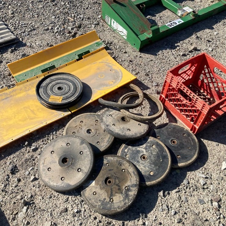 #626A • Lot of Planter Parts INV# 40665