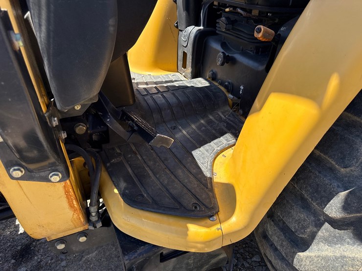 john-deere-110-image-23