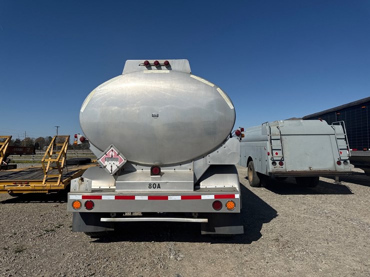 #42730-•-1996-weld-it-s/a-5400gal-fuel-trailer-1w9t23269tl010011-inv#-42730-image-5