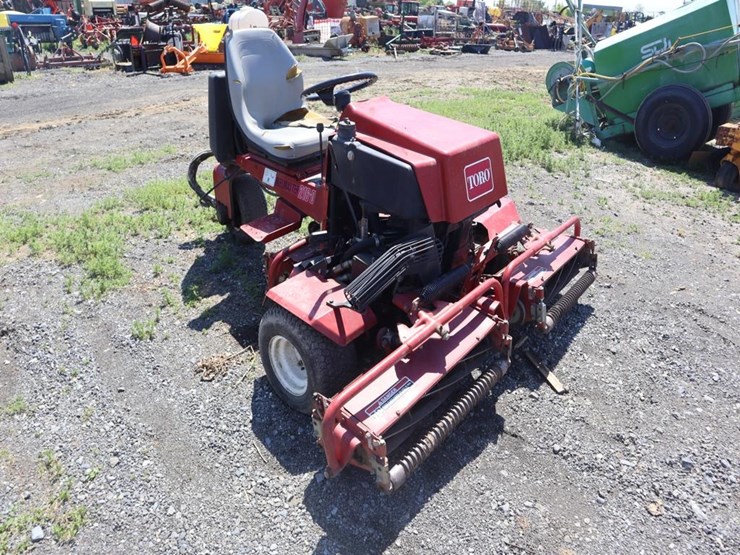 toro-216-reel-mower-image-1