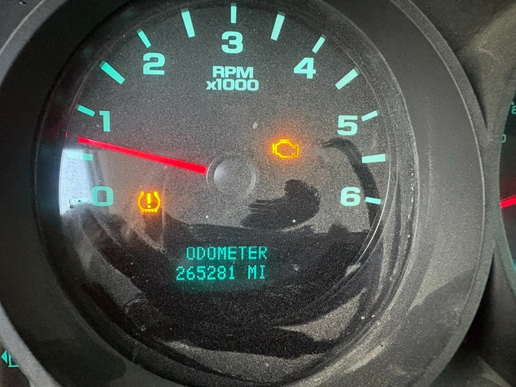 #23969-•-2011-chevrolet-silverado-4x4-pickup-vin:-1gcnkpea1bz146545-image-38
