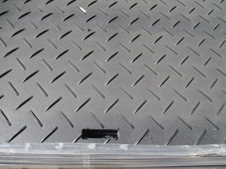 new-unused-42"-x-95"-x-1/2"-hd-rubber-floor-mats,-image-3